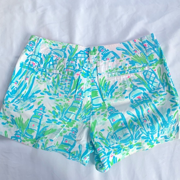 Lilly Pulitzer size 6 Callahan shorts - Picture 2 of 5